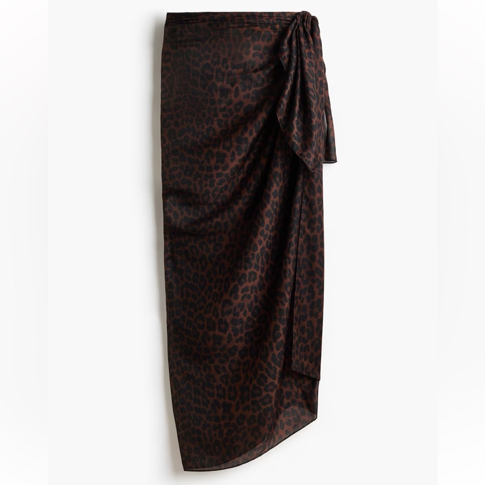 5 items - NWT - H&M matching Brown Leopard Swimwear & Sarong